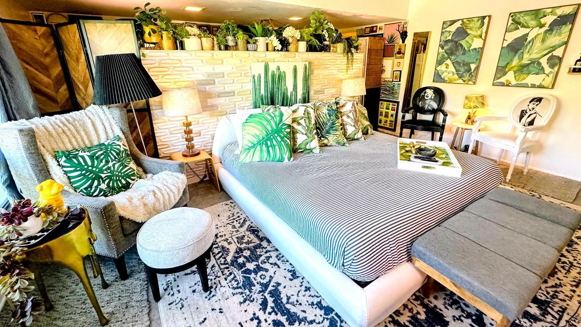 別荘 パーム・スプリングス The Twin Palms Art House - Vibrant, Design-Centric Oasis, 2 Mi To Downtownヴィラ